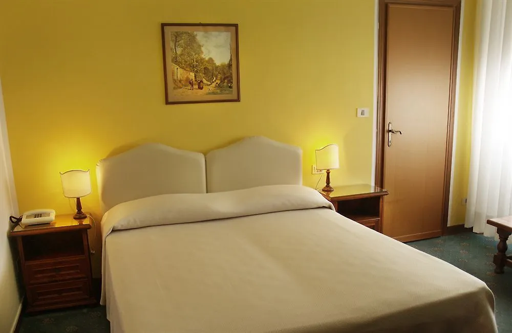 Albergo San Lorenzo Grosseto 3*,
